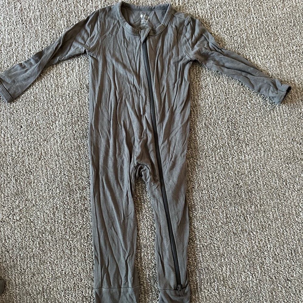 Kyte BABY zippered romper, size 12-18m